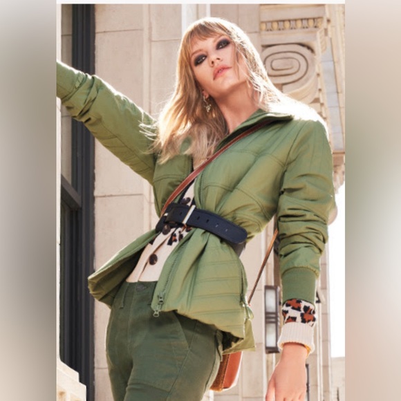 CAbi Jackets & Blazers - NWT | CAbi 4300 Ski Lift Puffer